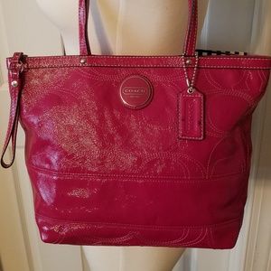 Coach Signature Tote